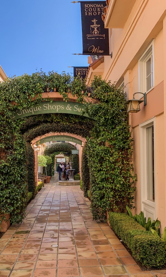 View of the courtyard in Downtown Sonoma Village.