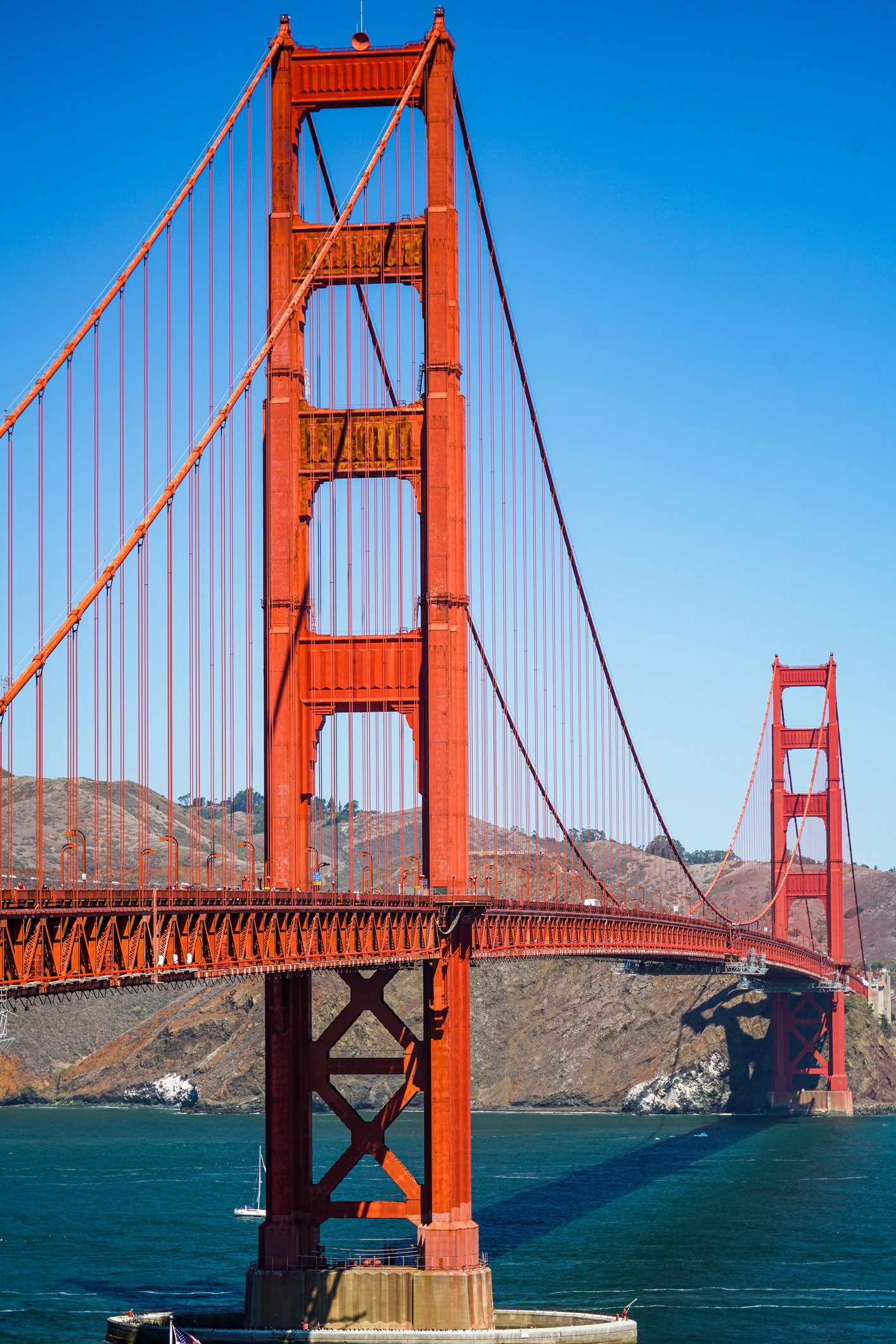 View of the Golden Gate Bridge in San Francisco on a sunny day.